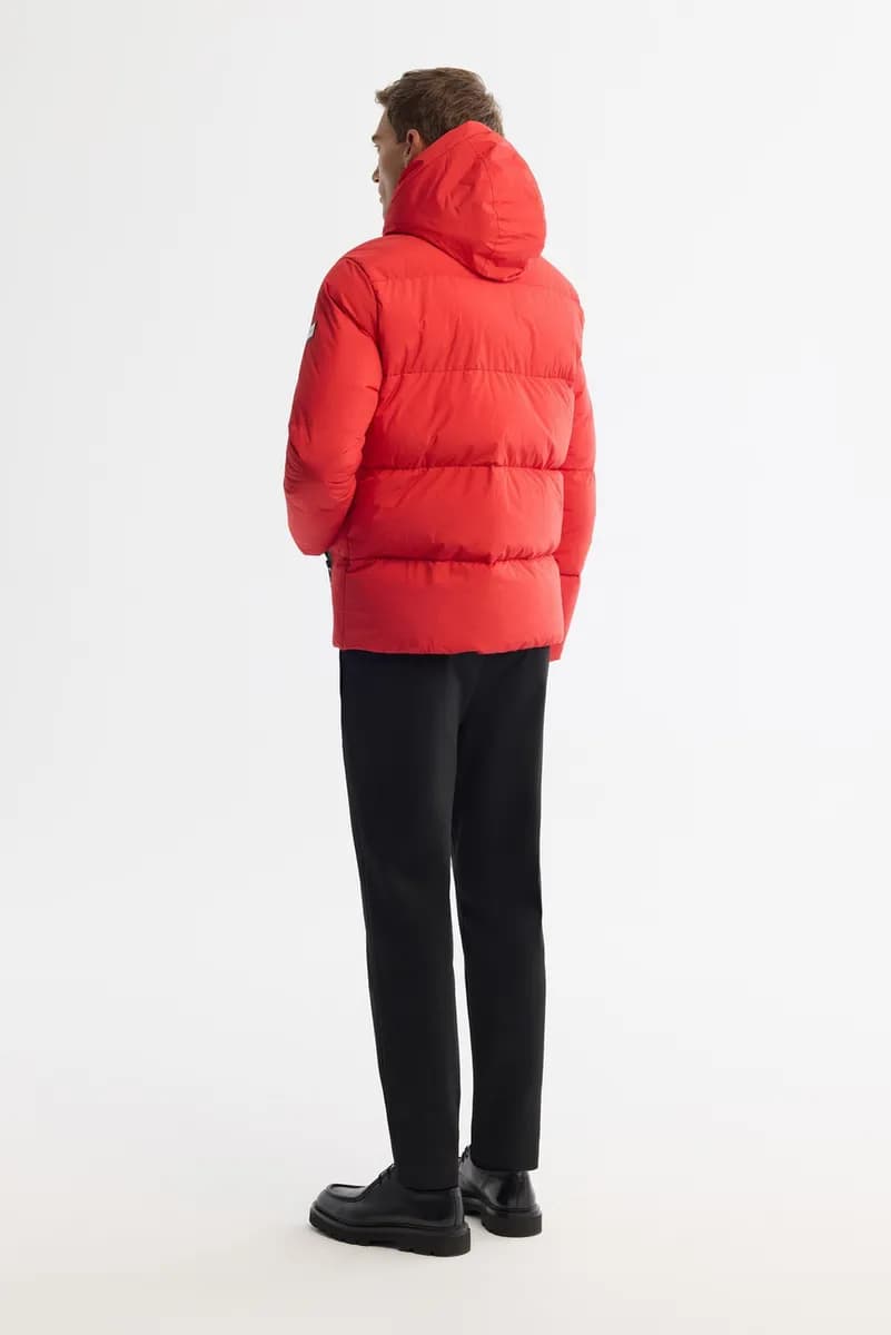 kirmizi-kapusonlu-yaka-elyaf-dolgulu-m-96-476